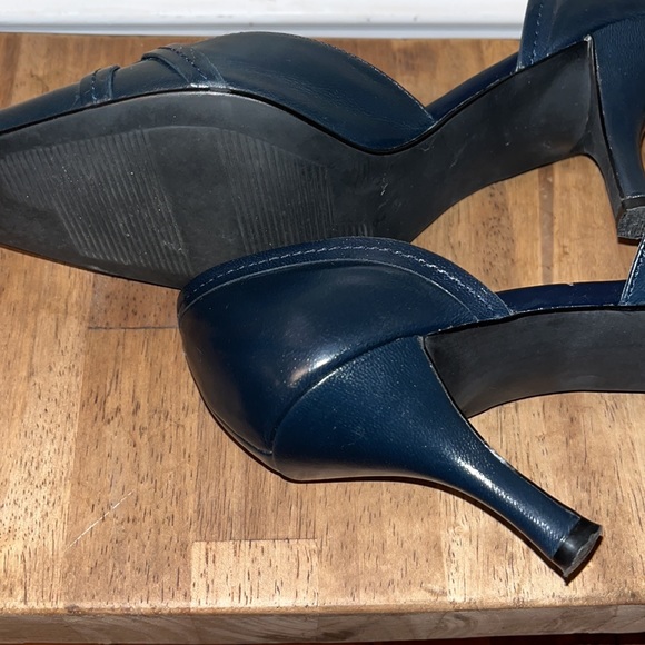 Preloved Leather Navy Micheal Shannon Pointed Toe Small Heel Gunmetal Buckle 7M - Picture 7 of 7